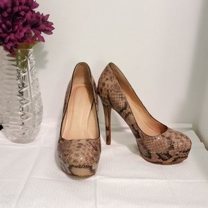 Zara Woman Snakeskin Platform Pumps